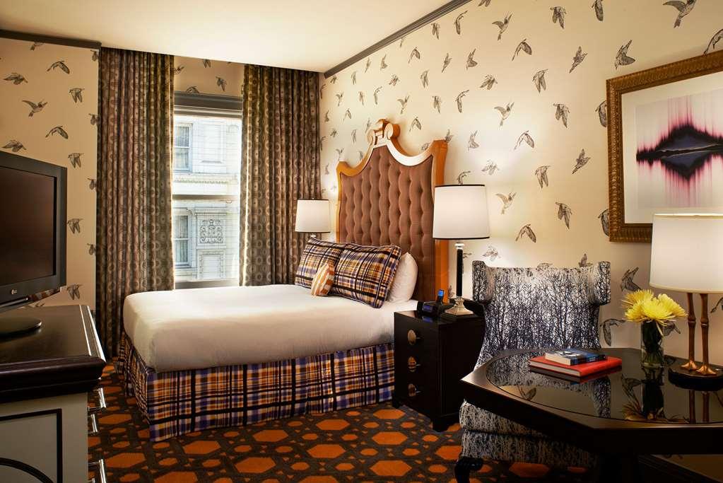 The Royal Sonesta Portland Downtown Hotel Room photo